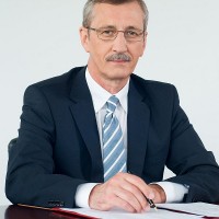Wszystko poszło zgodnie z planem Rozmowa z Michałem Marcem, dyrektorem Lotniska Chopina w Warszawie. Naczelny Dyrektor PPLPrzebudowa skrzyżowania dróg startowych zakończona. Czy wszystko przebiegło zgodnie z planem? Tak. Harmonogram był...