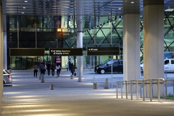 Które polskie lotniska mają największe opóźnienia? BIZNES, Lotnictwo - Rok 2018 był rekordowy, jeśli chodzi o skalę zakłóceń na światowych lotniskach. Pogorszeniu uległa również sytuacja w Polsce, a ranking najbardziej problematycznych portów otwiera ponownie lotnisko Chopina w Warszawie, z wynikiem zakłóceń dotyczącym 28% wszystkich lotów.